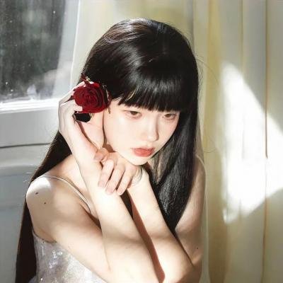 忧郁小妇人